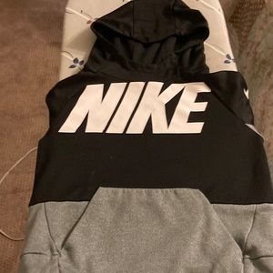 Nike Drifit boy’s hoodie